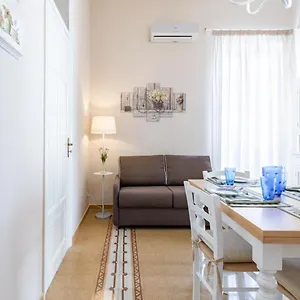 Stazione Notarbartolo Bright&cozy Appartamento